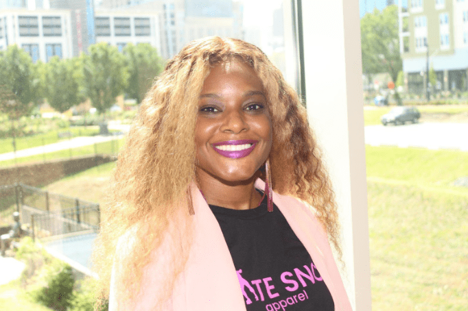 celebrating-women-in-march-alumni-spotlight-with-kim-harris-school